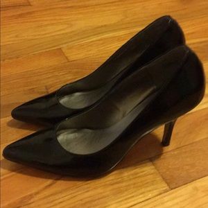 Kelly & Katie: Worn once & your next go-to heels!